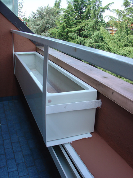 Soluzioni per terrazzi con fioriere piccole fabel punto verde srl Canalette raccolta acqua per terrazzi